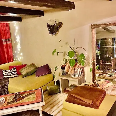 Casa de Férias Pet Friendly Charming House With Garden